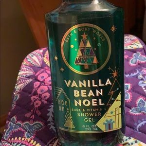 Vanilla bean Noel bath and body works shower gel